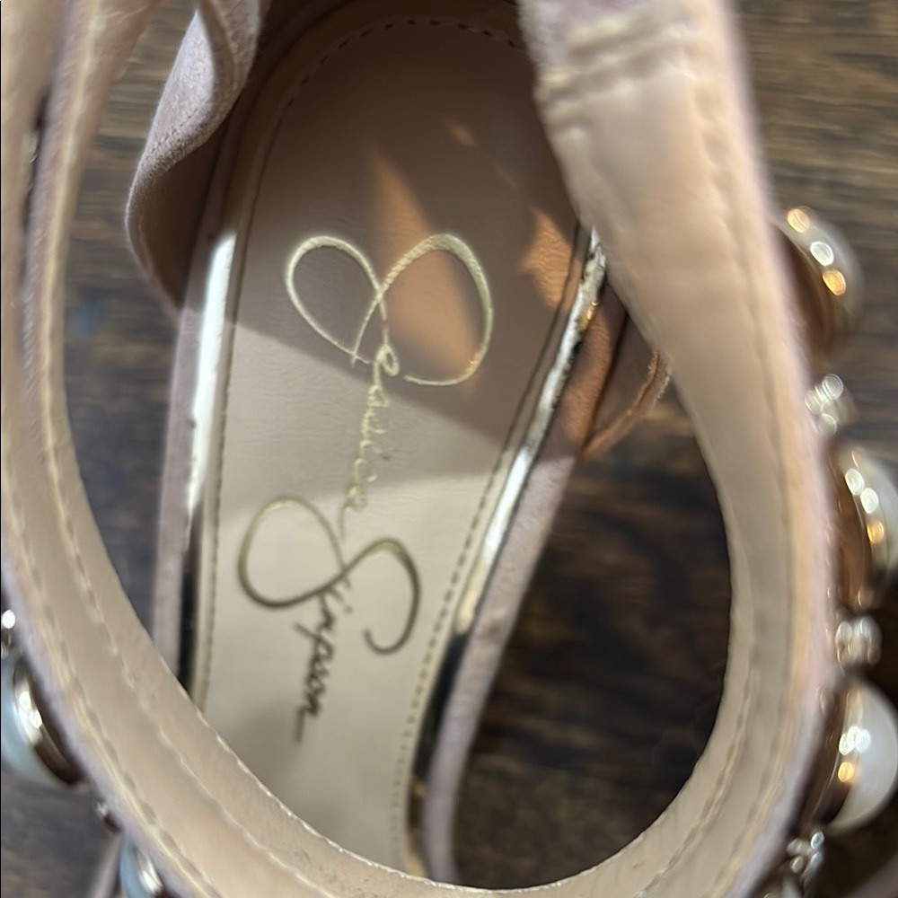Elegant Pink Heeled Sandals with Pearl Accents - Picture 3 of 7